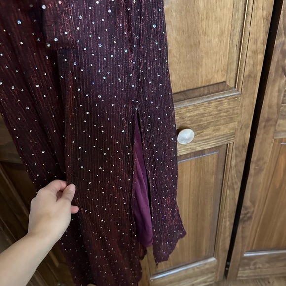 SHEIN Surplice Sparkly Maxi Dress - Picture 5 of 7
